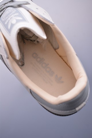Adidas Samba Valentne 'Gold' view 9