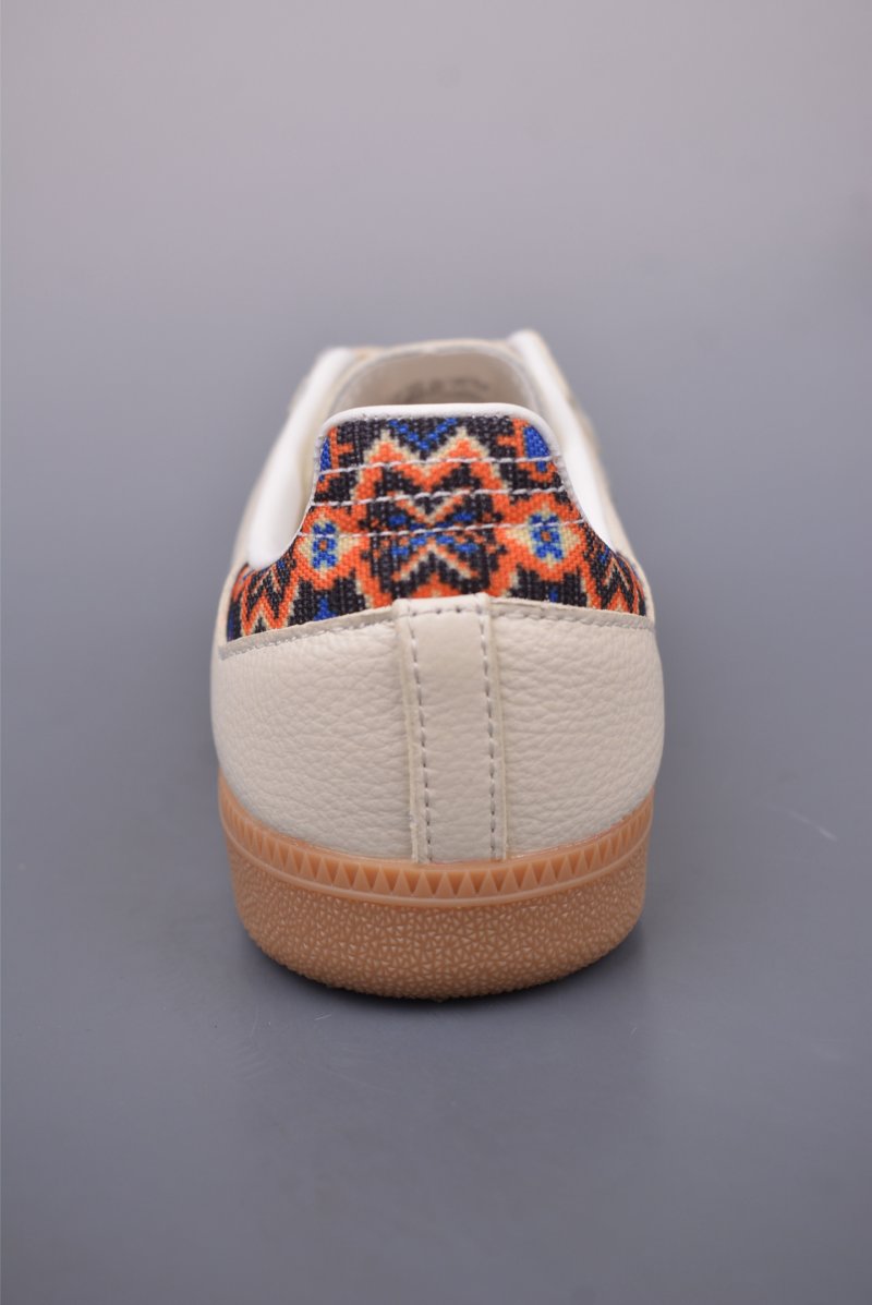 Adidas Samba Valentne 'Gold' view
