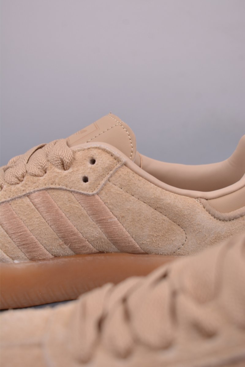 Adidas Samba Valentne 'Gold' view