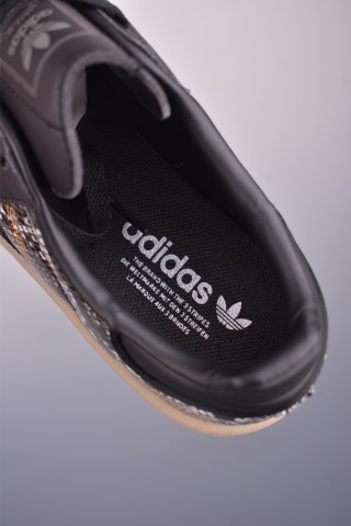 Adidas Samba Valentne 'Gold' view 9