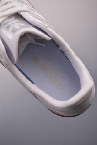 Adidas Samba Valentne 'Gold' view 9