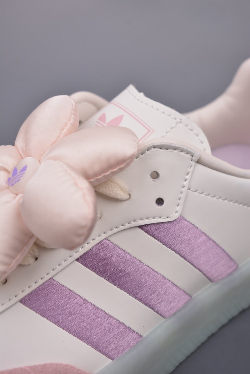 Adidas Samba Valentne 'Gold' view