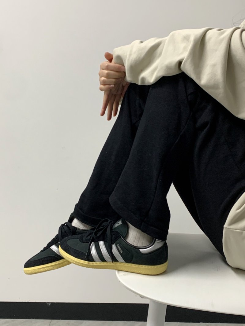 Adidas Samba Vegan view