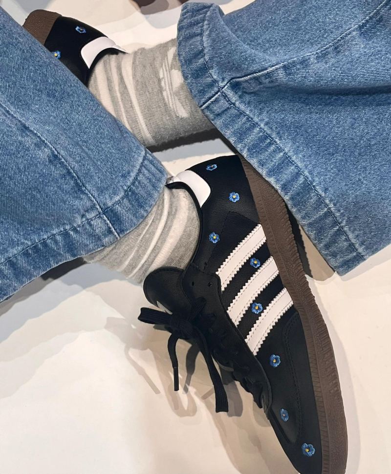 Adidas Samba Vegan view