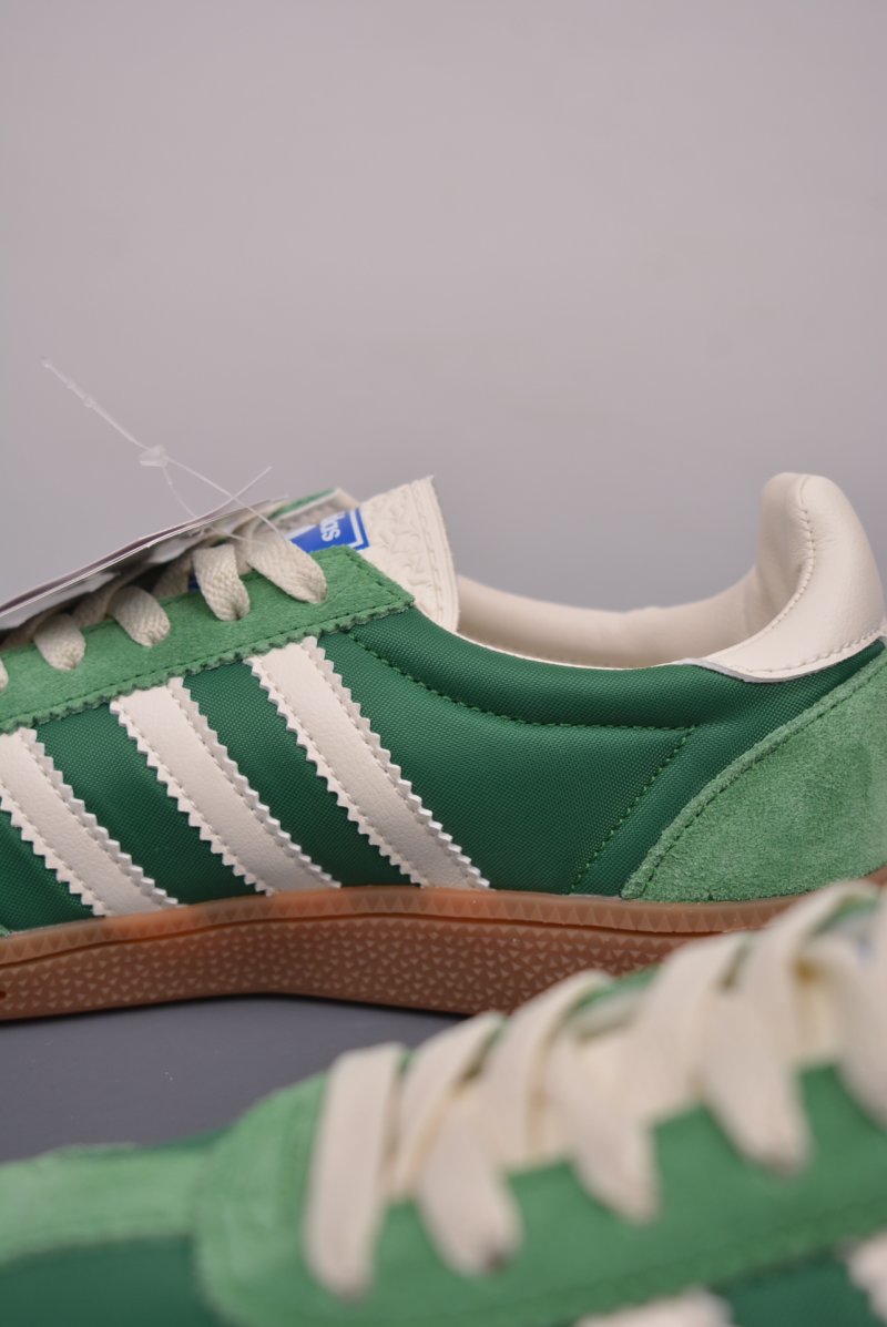 Adidas Samba OG Vegan view
