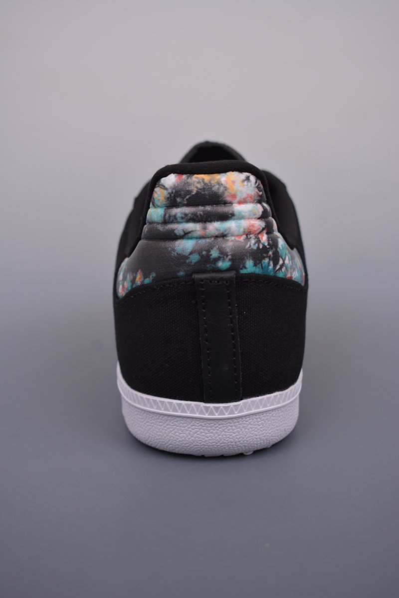 Adidas Samba OG Vegan view