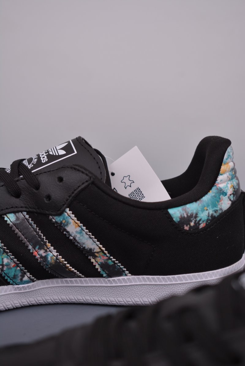 Adidas Samba OG Vegan view