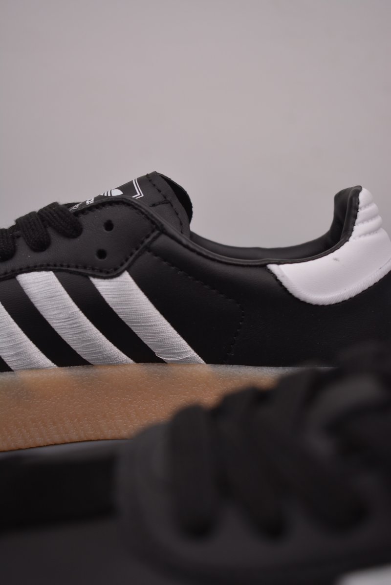Adidas Samba OG Vegan view