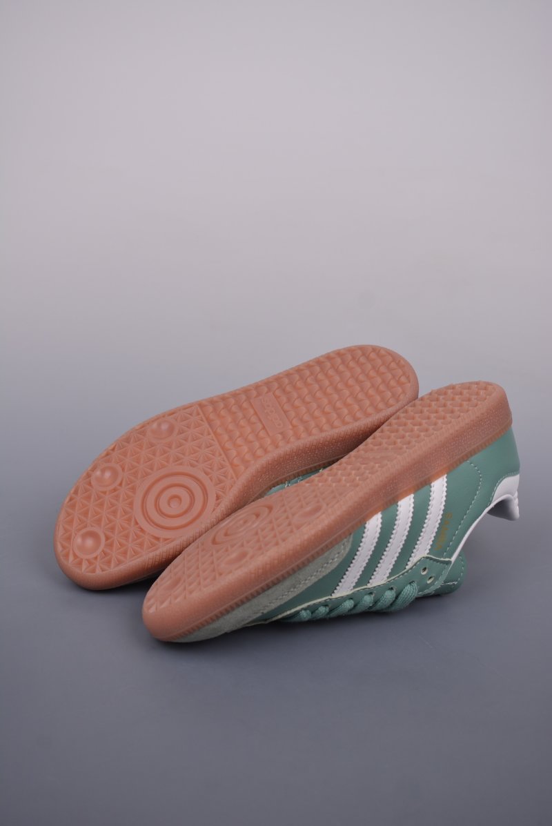 Adidas Samba OG Vegan view