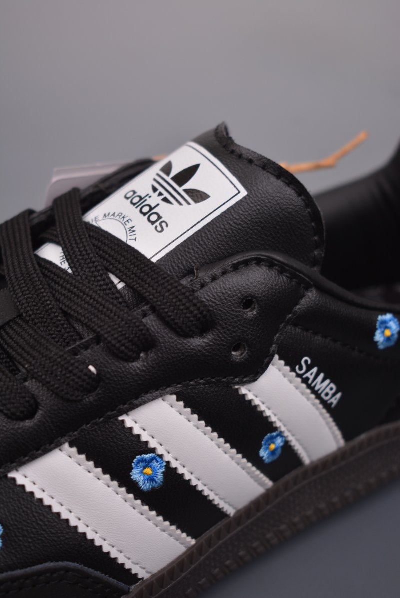 Adidas Samba OG Vegan view