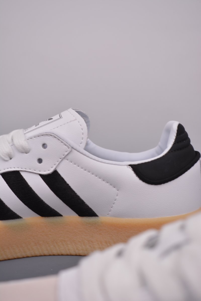 Adidas Samba OG Vegan view