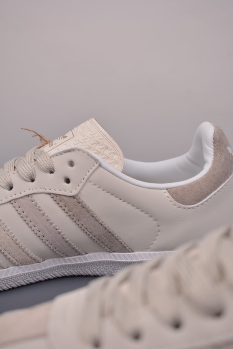 Adidas Samba OG Vegan view