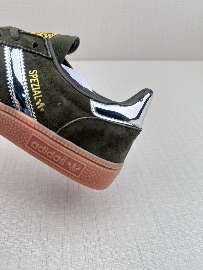 Adidas Samba OG Vegan view