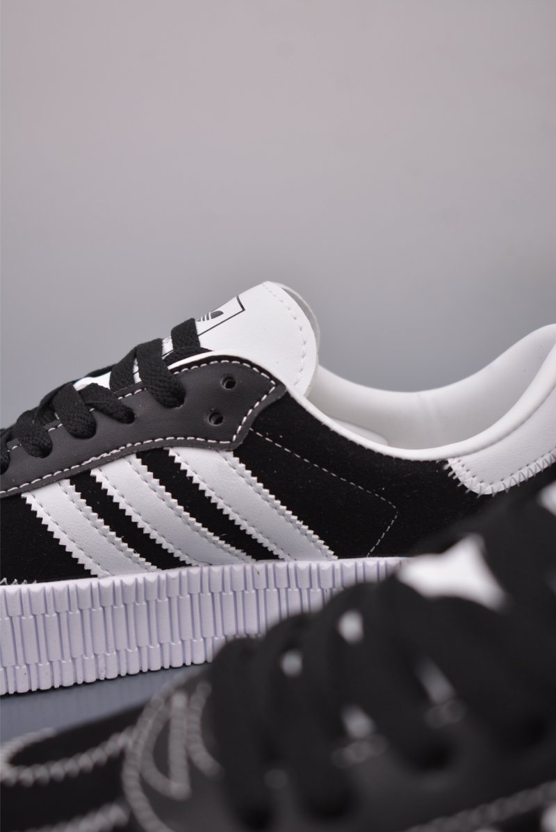 Adidas Samba W Superstar 'Gold' view