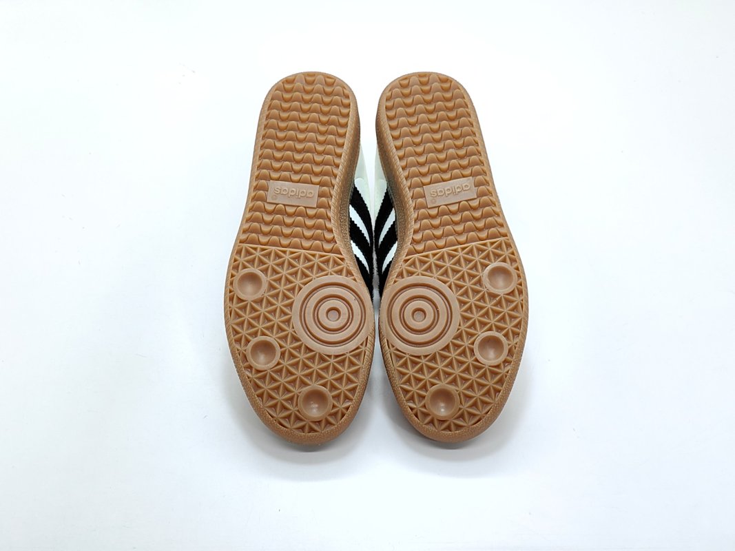 Disney x Adidas Originals Samba OG '101 Dalmatians' view