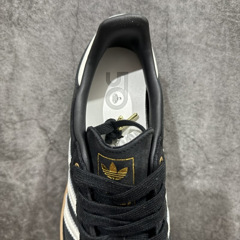 Adidas Originals Samba OG 'Black / White' view