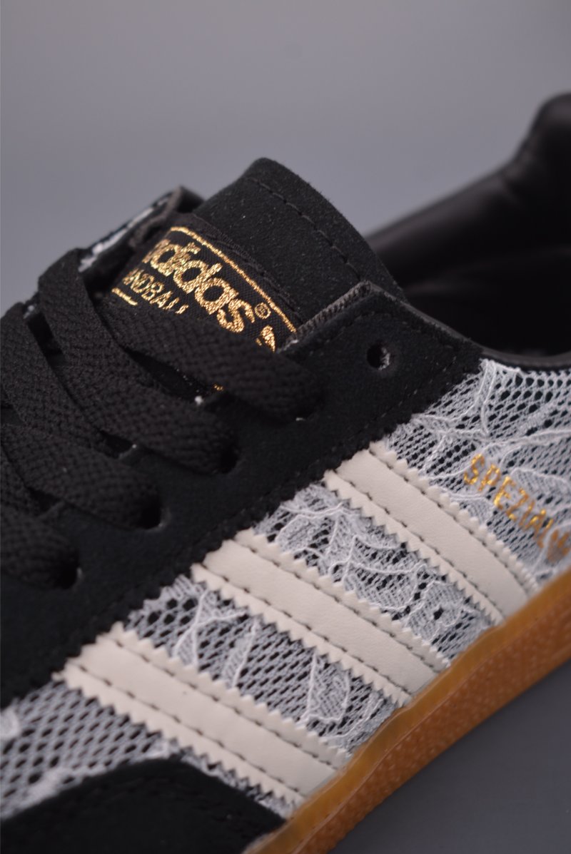 Adidas Originals Wensley Spezial view