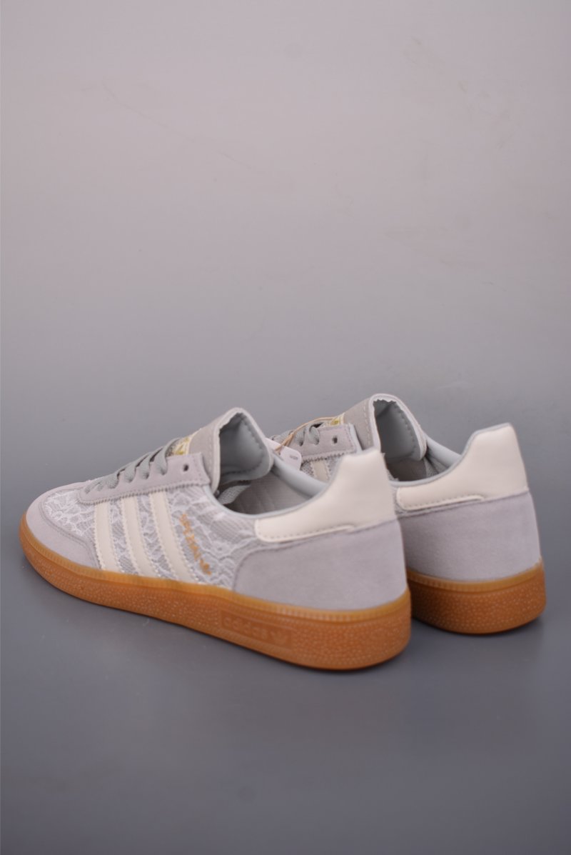 Adidas Originals Wensley Spezial view