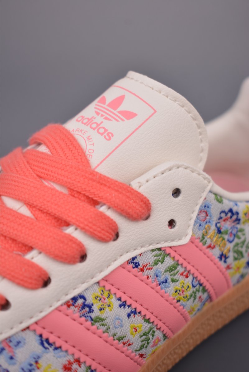 Adidas Originals Wensley Spezial view