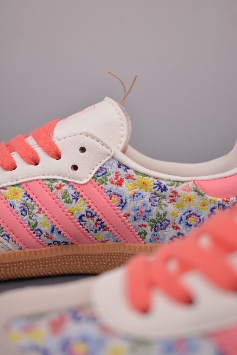 Adidas Originals Wensley Spezial view
