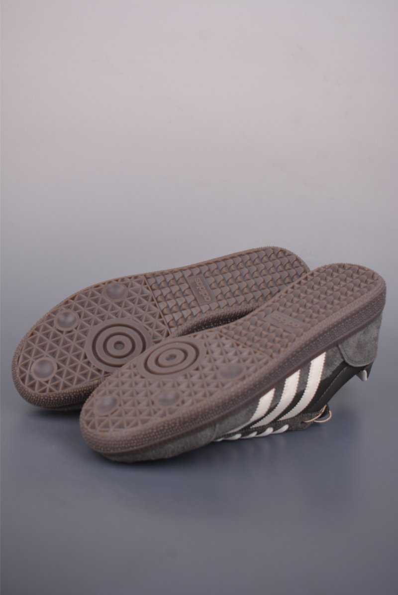 Adidas Originals Wensley Spezial view