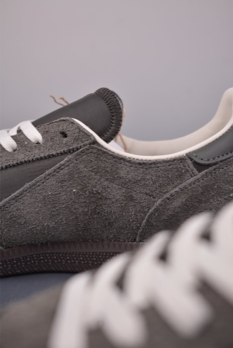 Adidas Originals Wensley Spezial view
