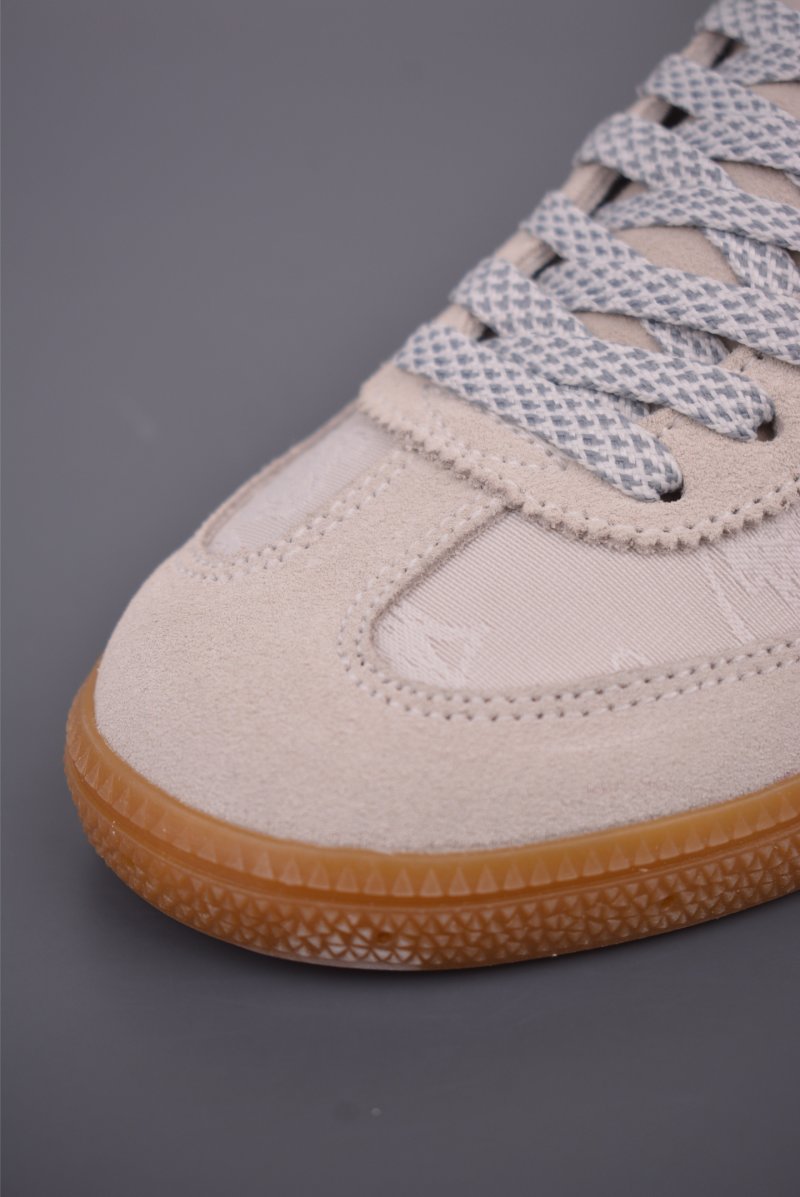 Adidas Originals Wensley Spezial view