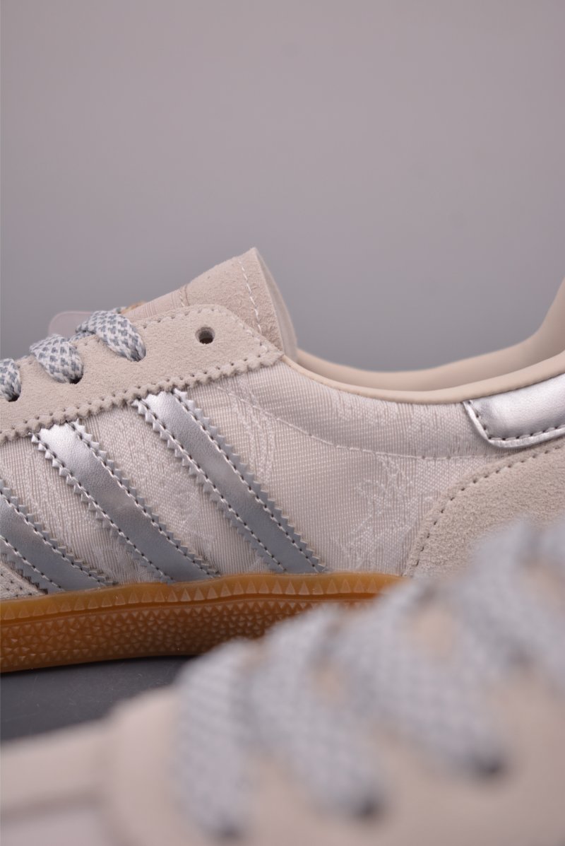 Adidas Originals Wensley Spezial view