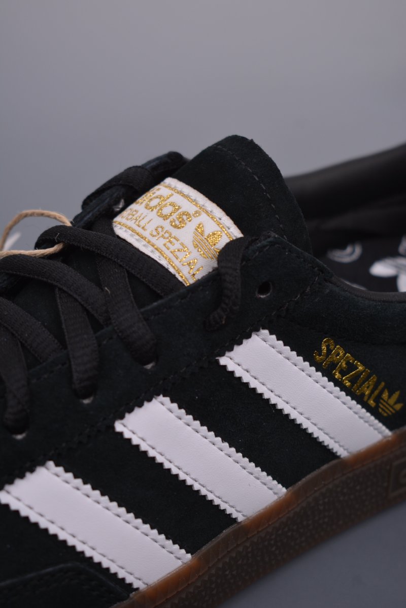 Adidas Handball Spezial view