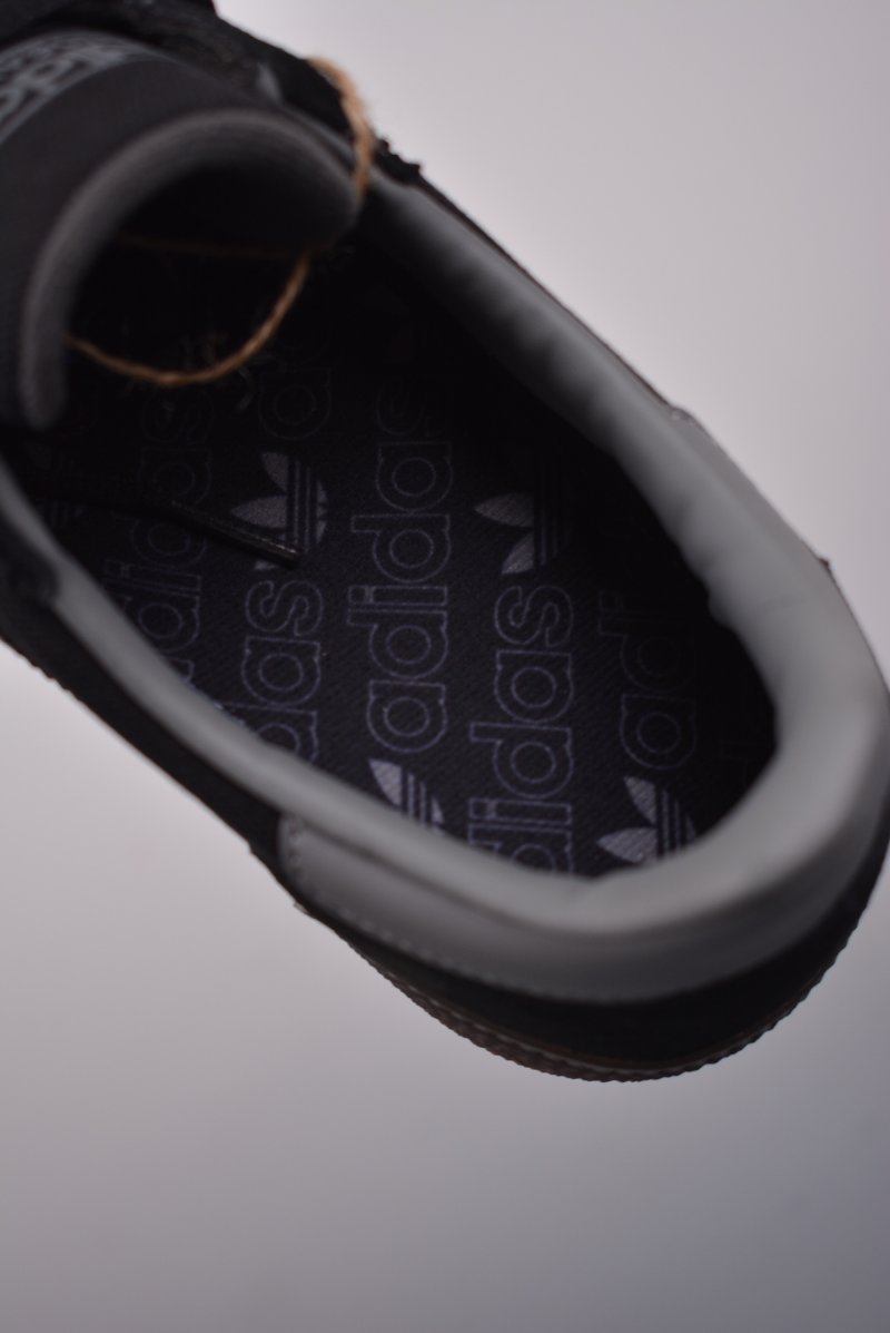 Adidas Handball Spezial view