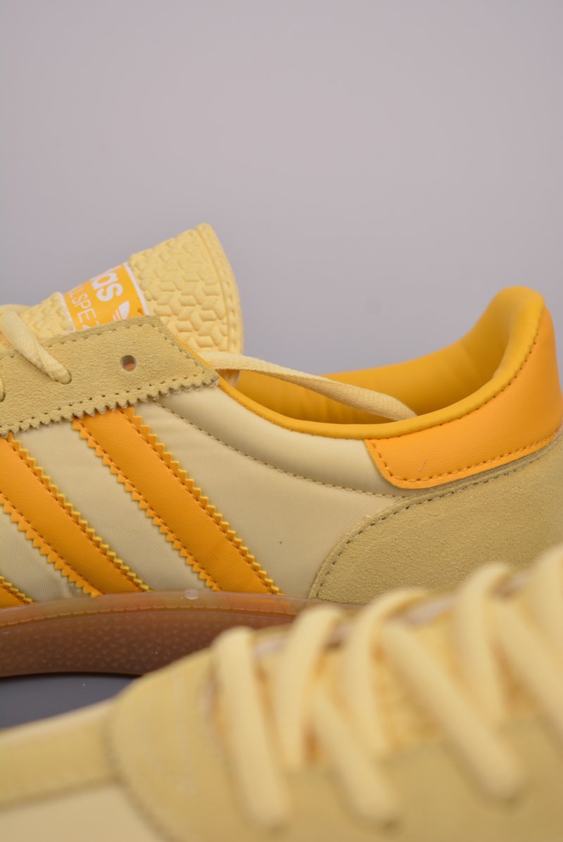 Adidas Handball Spezial view