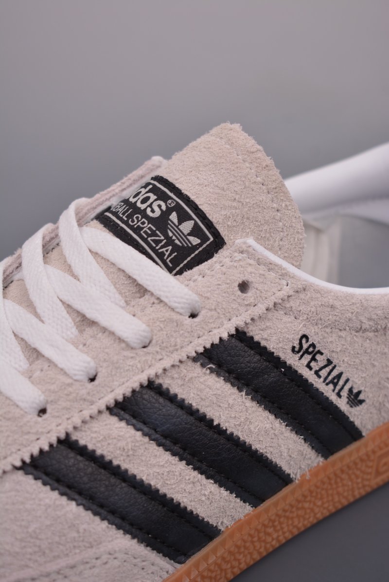 Adidas Handball Spezial view