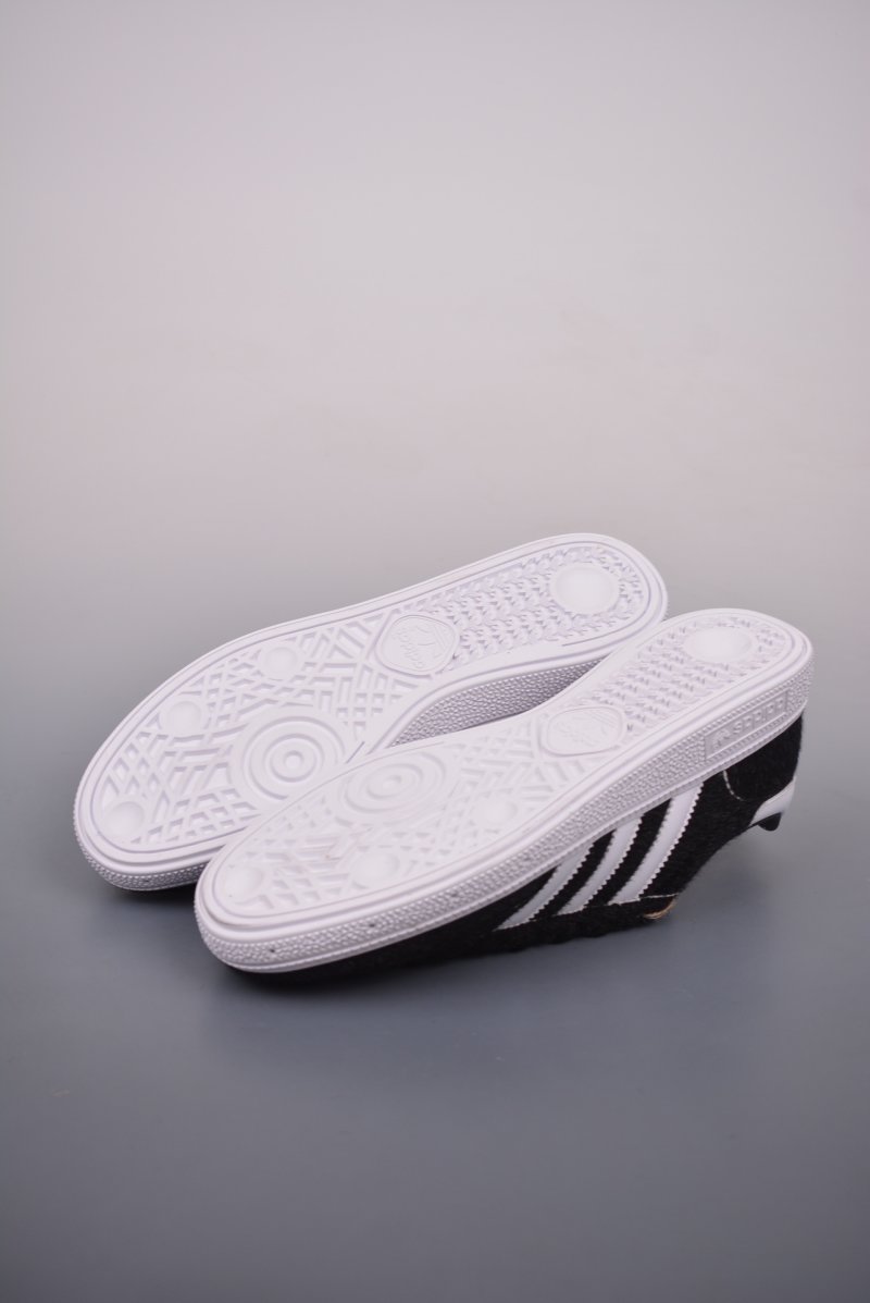 Adidas Handball Spezial view