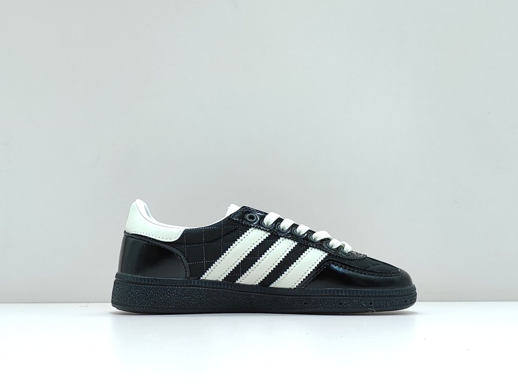 Adidas Originals Handball Spezial 'Black / White' view