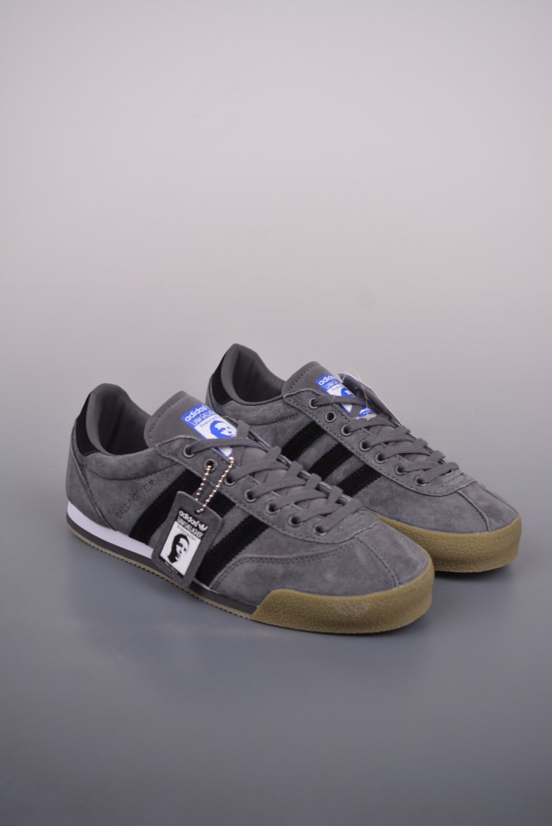 Liam Gallagher x Adidas Spezial LG2 view