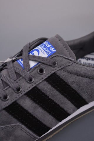 Liam Gallagher x Adidas Spezial LG2 view 16