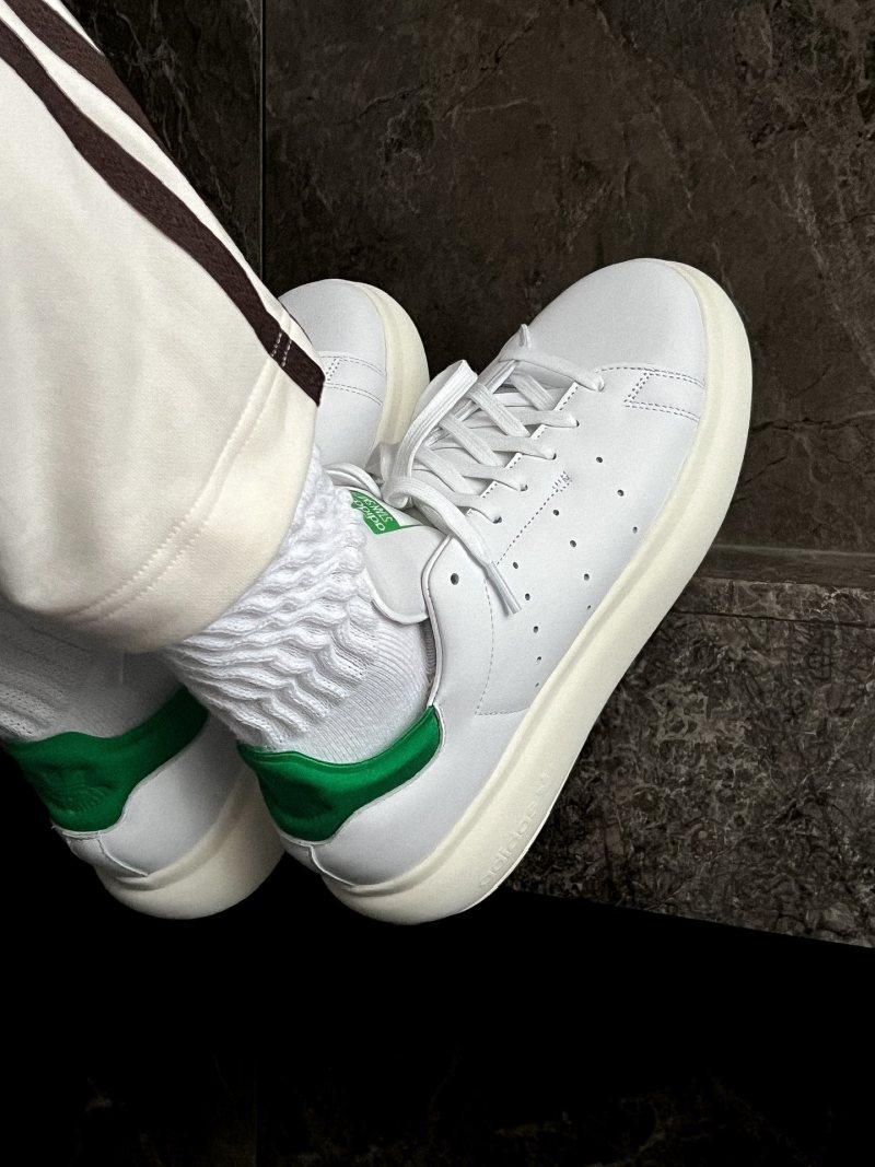 Adidas Originals Stan Smith PF view