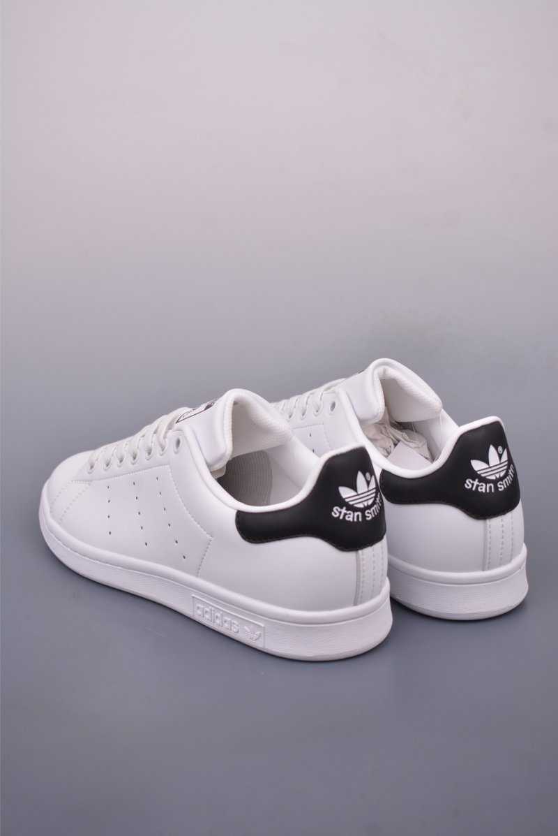 Adidas Stan Smith view