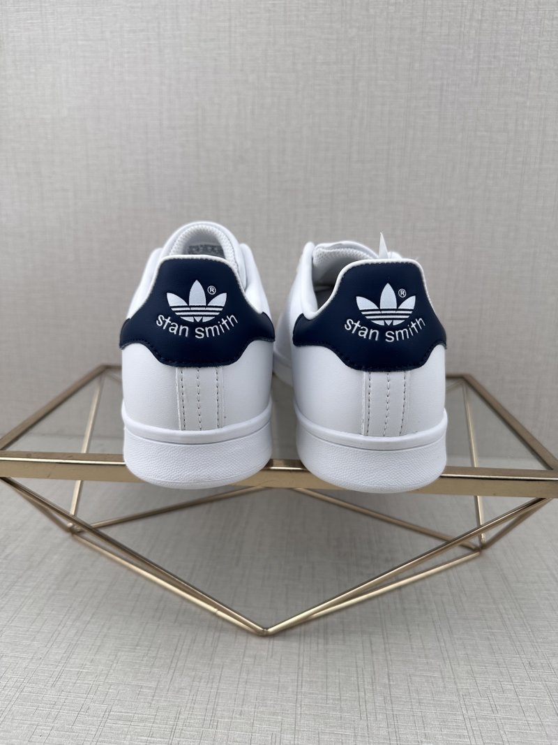 Adidas Stan Smith view