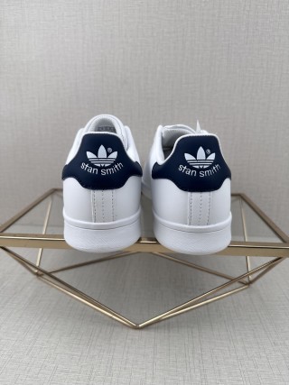 Adidas Stan Smith view 5