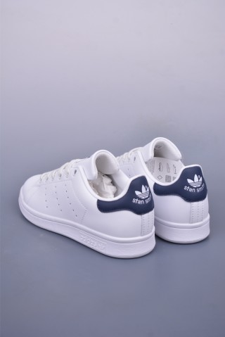 Adidas Stan Smith view 2