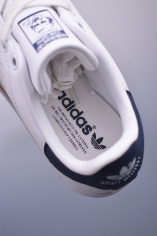 Adidas Stan Smith view 9