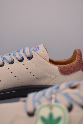 Brain Dead x Adidas Originals Stan Smith view 8