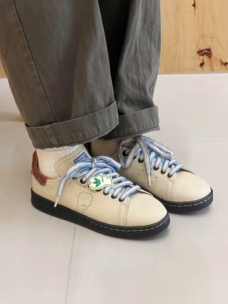 Brain Dead x Adidas Originals Stan Smith view 10