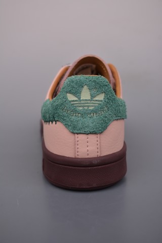 Brain Dead x Adidas Originals Stan Smith view 19