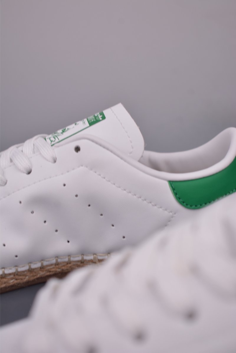 Clot x Adidas Originals Gazelle 'White / Gold' view