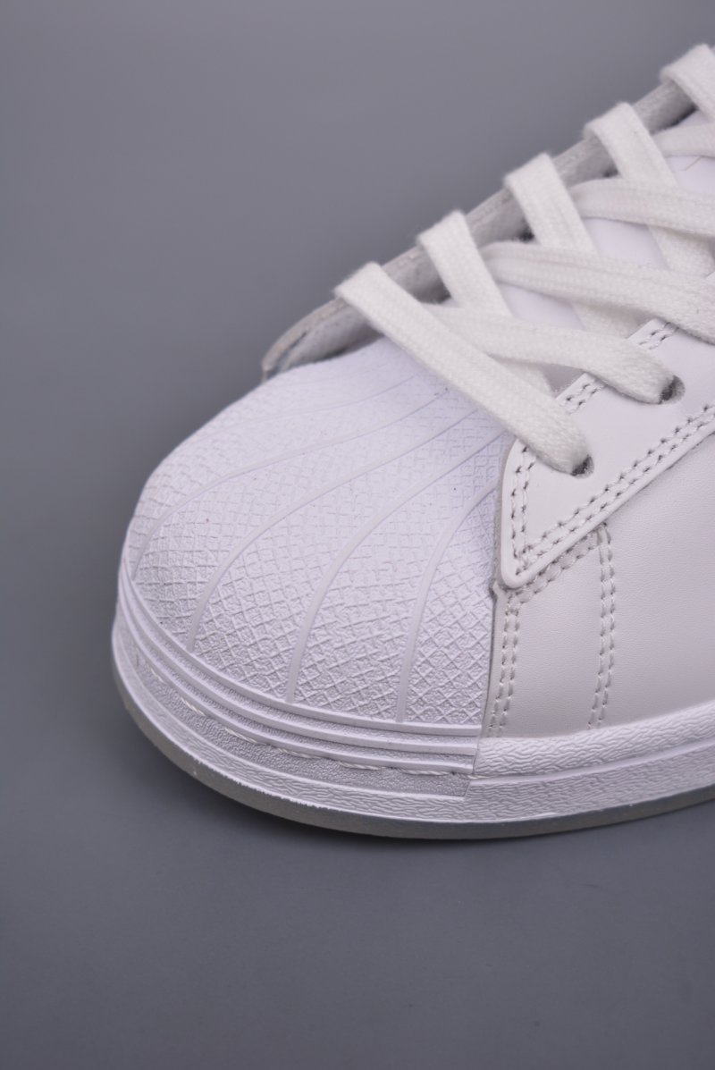 Adidas Originals Superstar 'White' view
