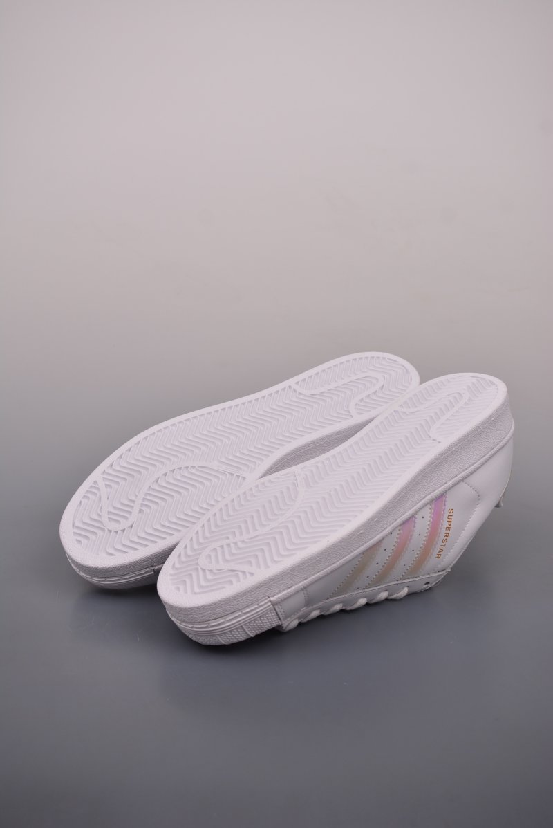 Adidas Originals Superstar 'White' view