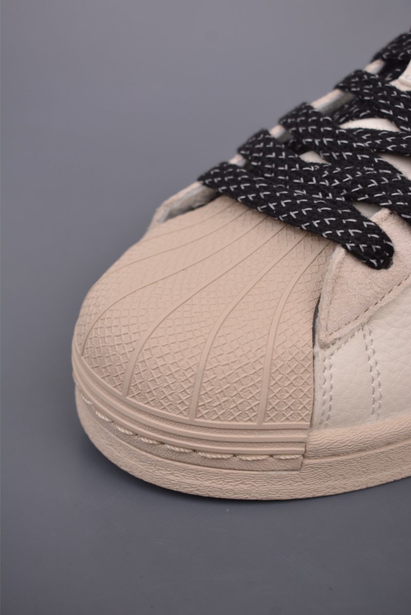 Adidas Originals Superstar 'White' view