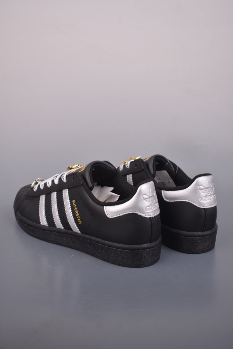 Adidas Originals Superstar 'White' view